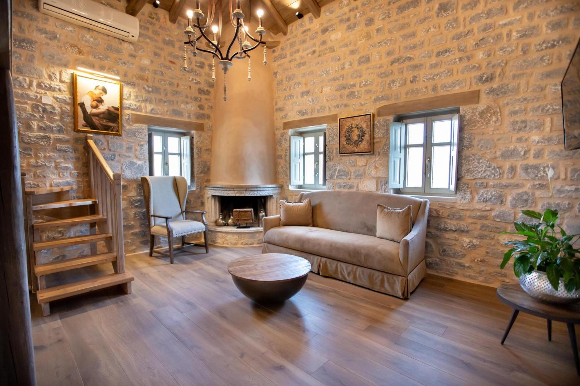 Akrolithi Guesthouse Karavostásion エクステリア 写真