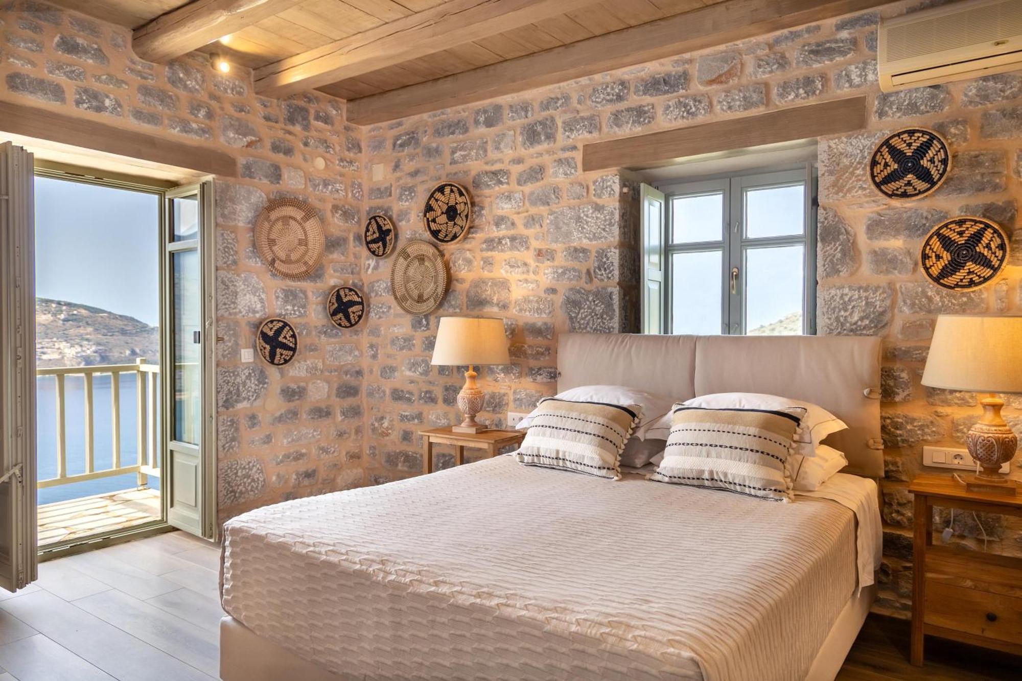 Akrolithi Guesthouse Karavostásion エクステリア 写真