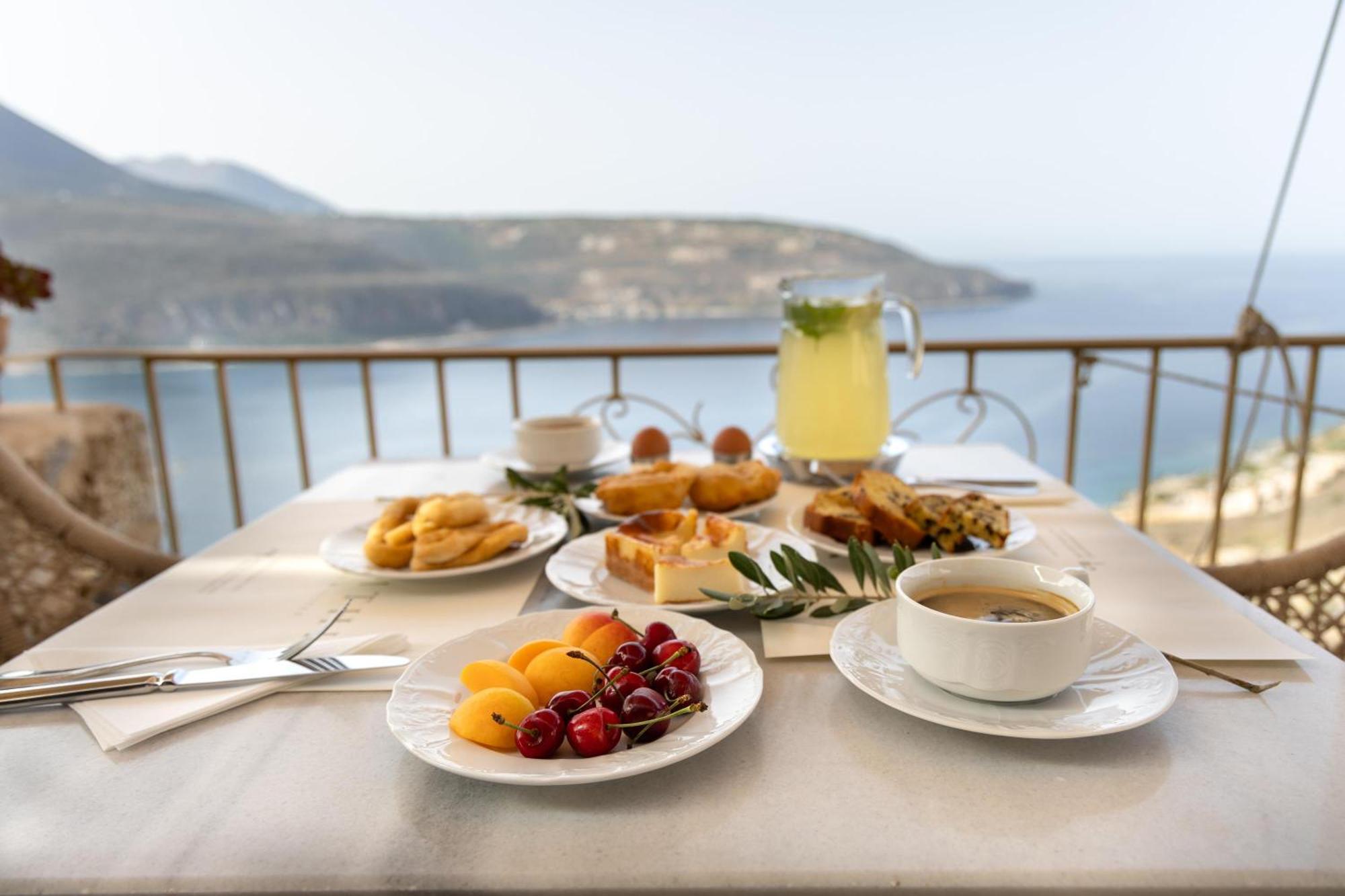 Akrolithi Guesthouse Karavostásion エクステリア 写真