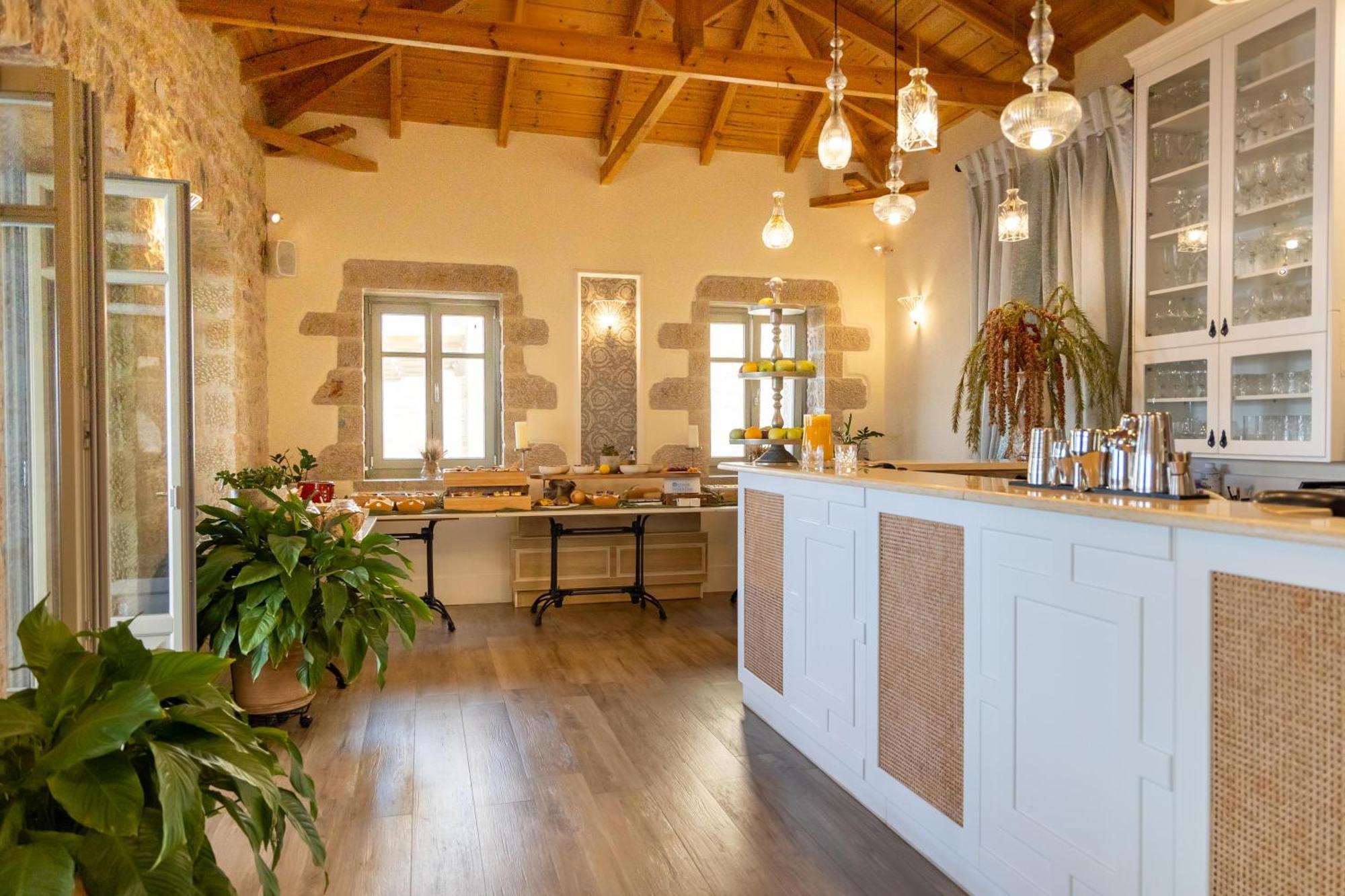 Akrolithi Guesthouse Karavostásion エクステリア 写真